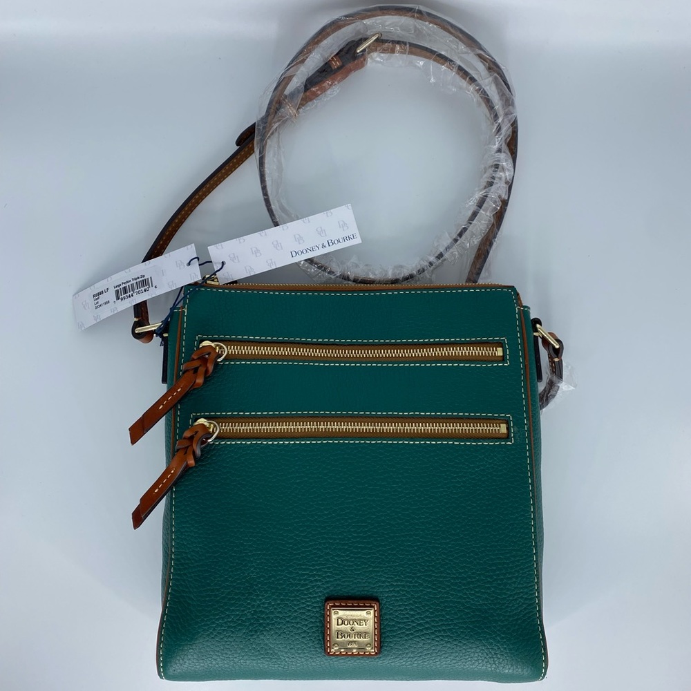 NWT Dooney and Bourke Large Peyton Crossbody